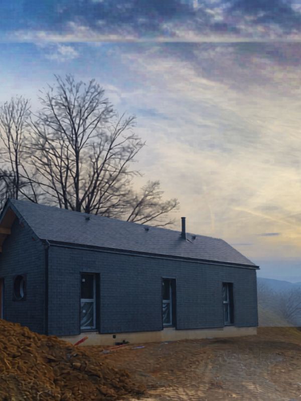 Photo de la construction d'une maison à Bagnères-de-Bigorre, réalisée par l'architecte Nathalie Ott de l'Atelier Ott.